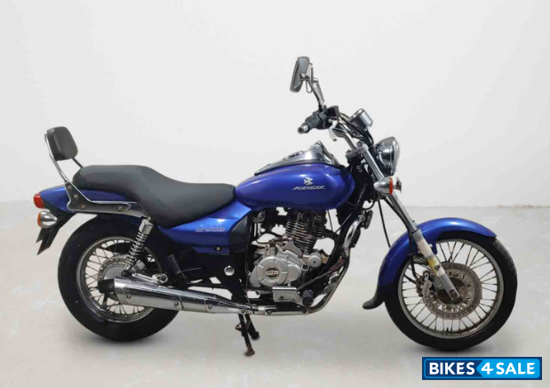 Bajaj Avenger 180 DTS-i