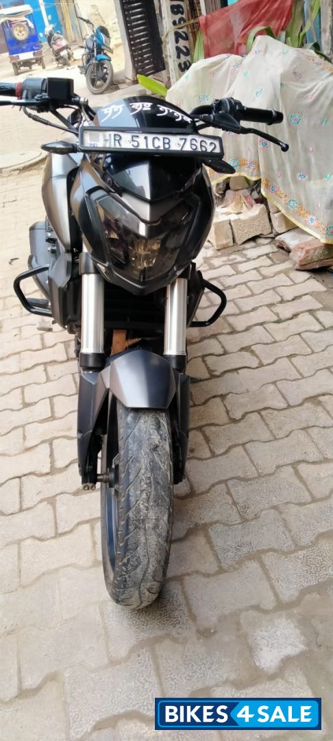 Bajaj Dominar 400 Disc