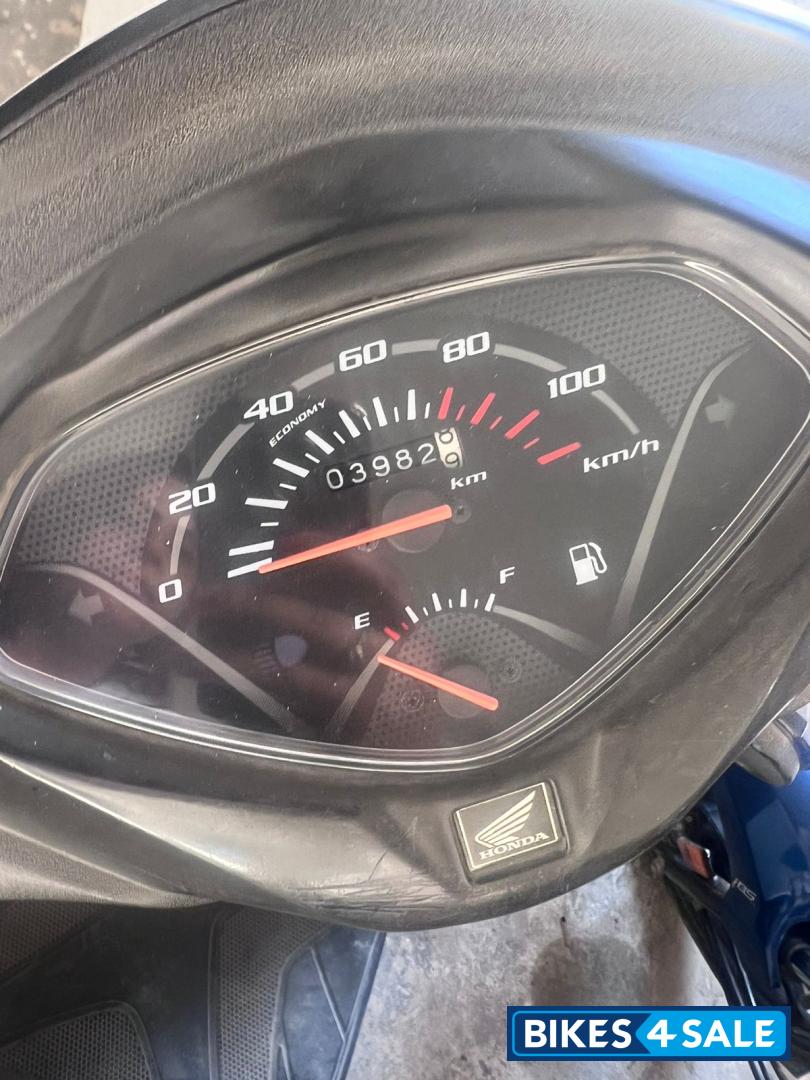 Gray Honda Activa 4G