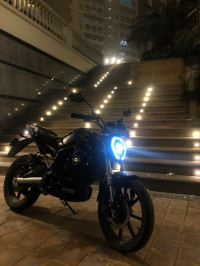 Revolt RV 400 2022 Model