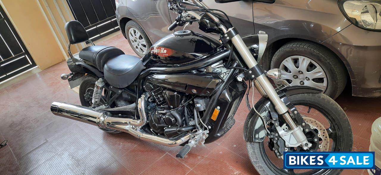 Hyosung Aquila Pro 650 Hyosung Aquila Pro 650