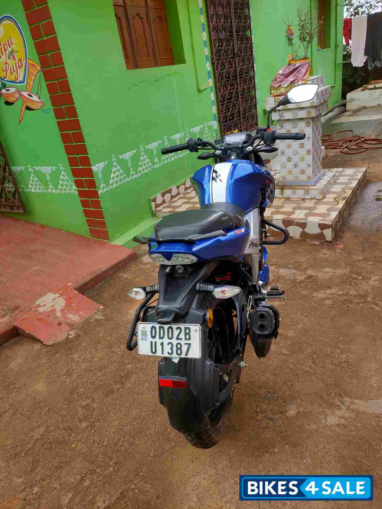 Blue TVS Apache RTR 160 4V BS6