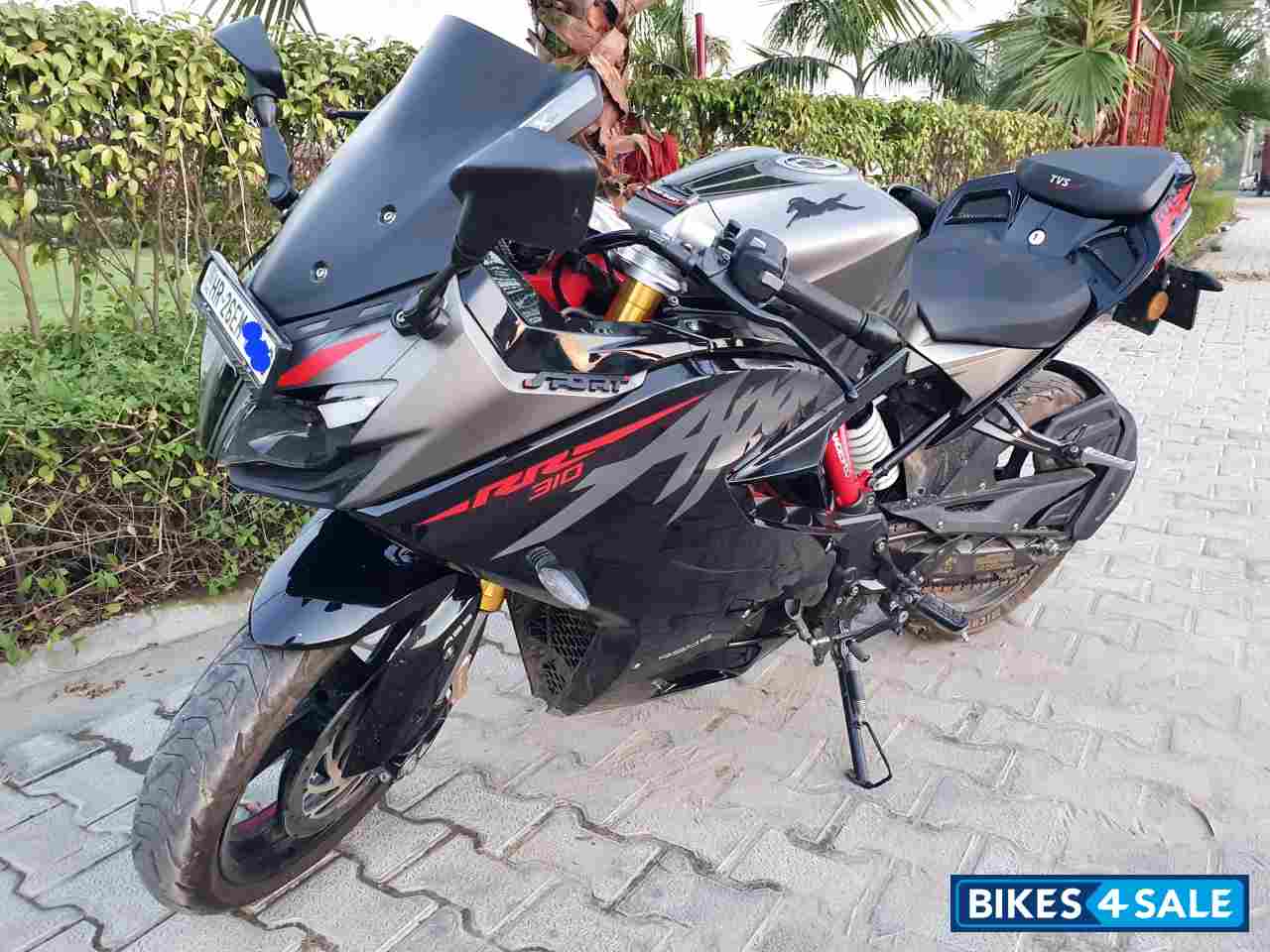 Titanium Black TVS Apache RR 310