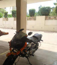 Black Bajaj Pulsar 220F