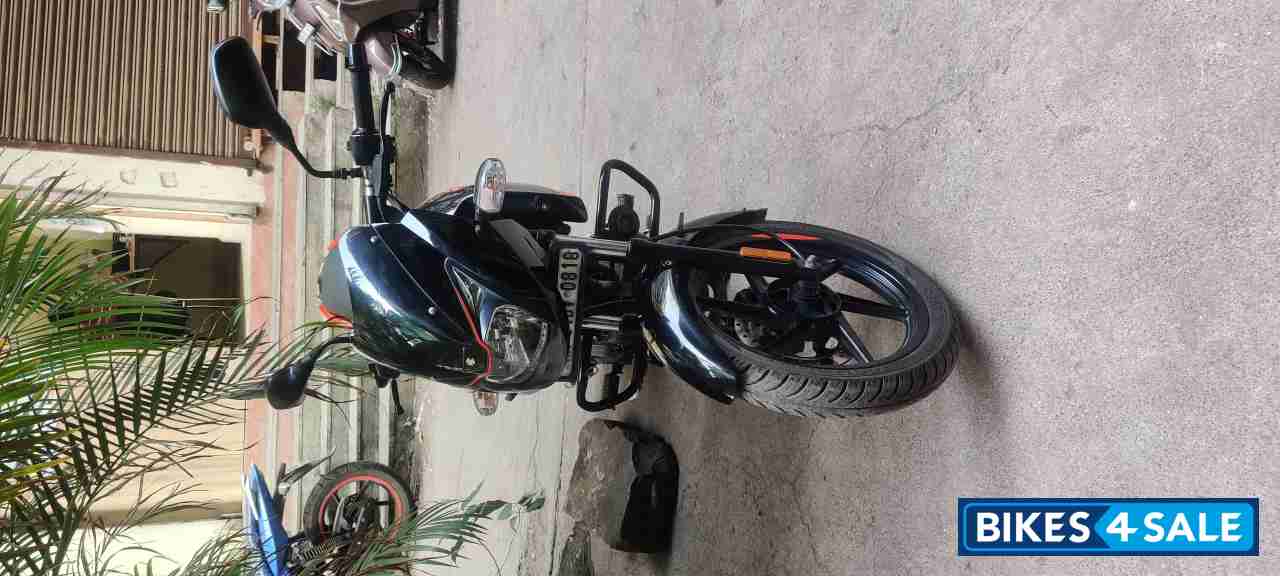 Black Bajaj Pulsar 125 Neon