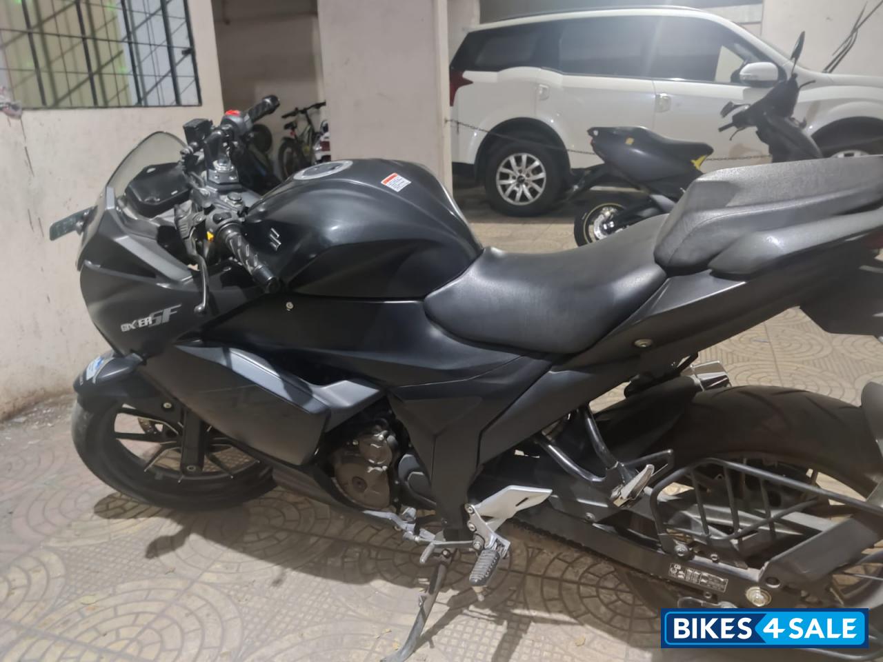 Suzuki Gixxer SF 250
