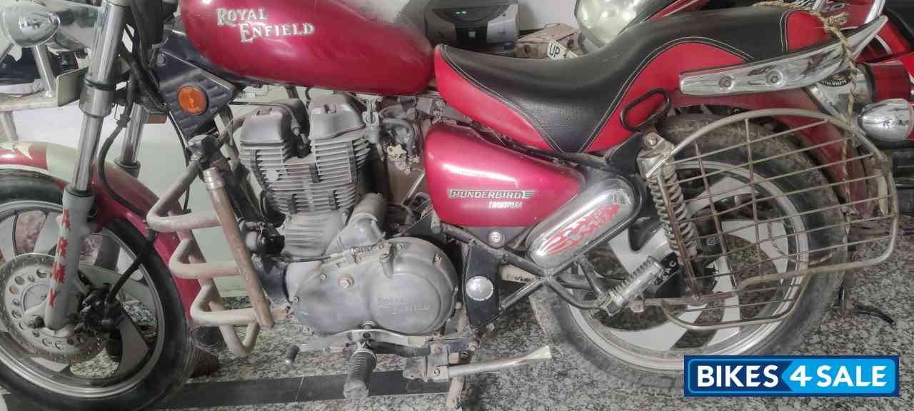 Cherry Red Royal Enfield Thunderbird TwinSpark 350