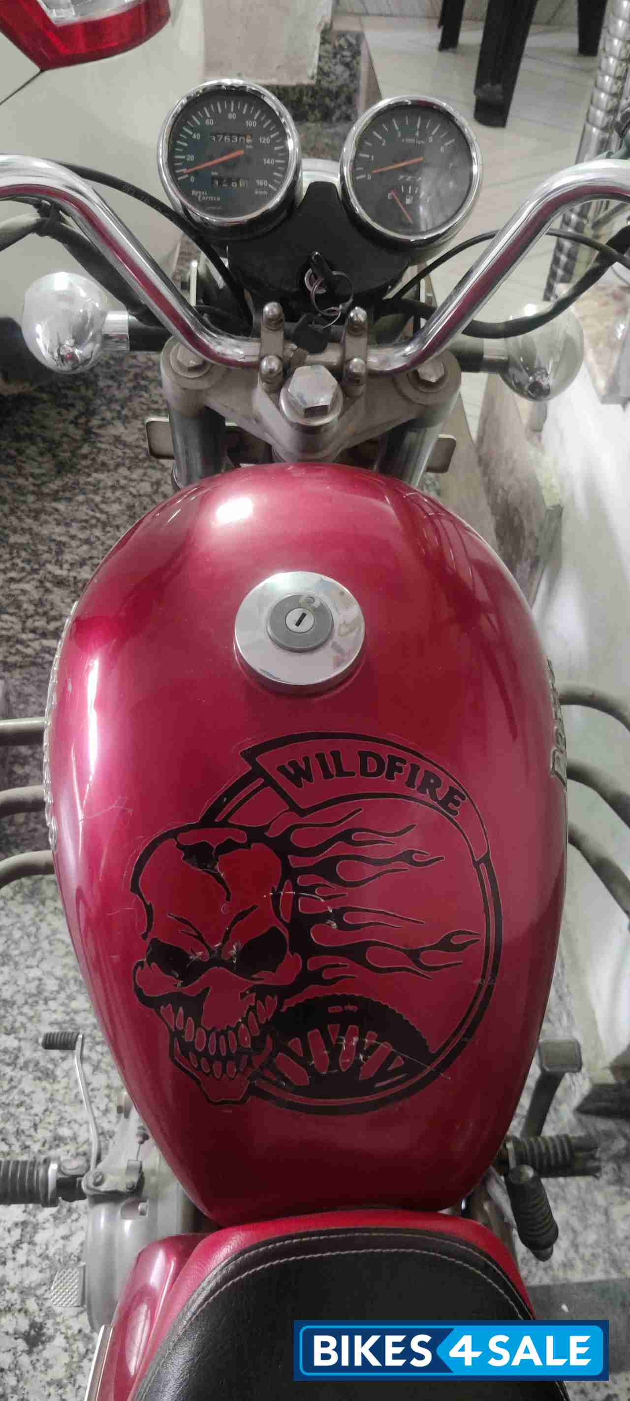Cherry Red Royal Enfield Thunderbird TwinSpark 350