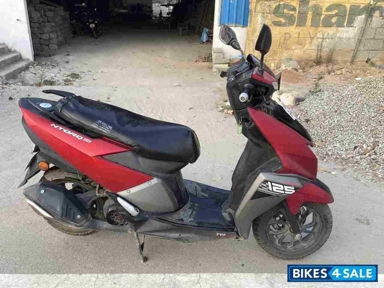 Red TVS NTORQ 125