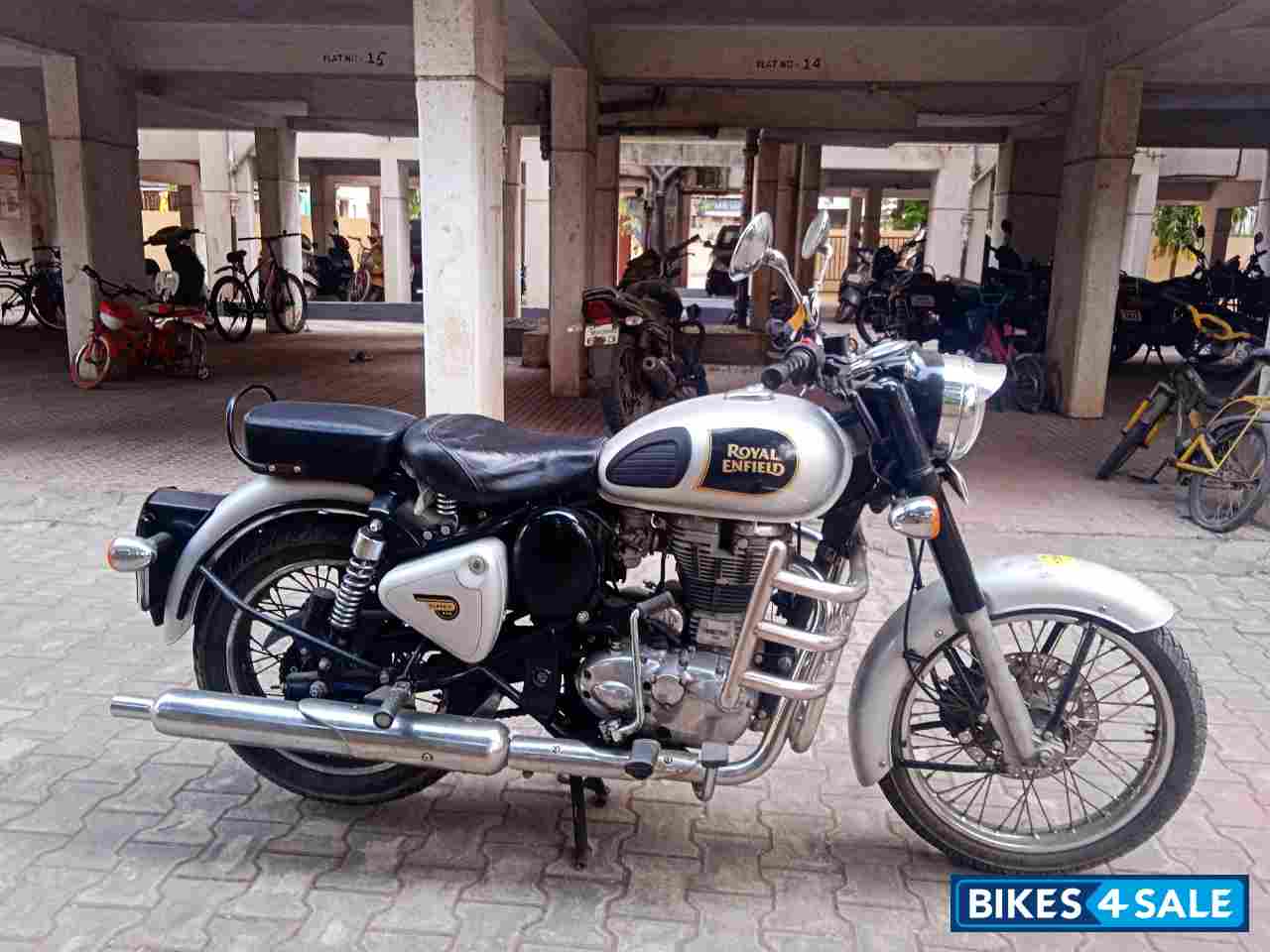 Royal Enfield Classic 350