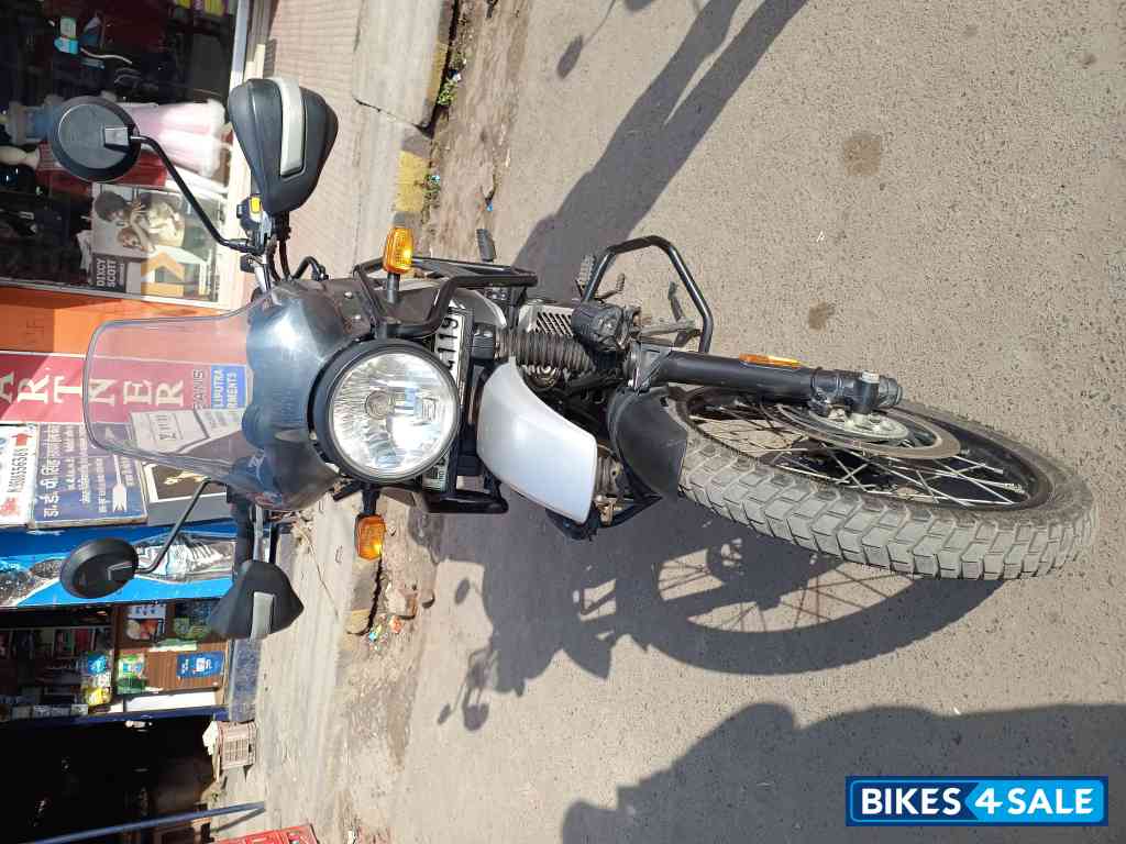 Silver Royal Enfield Himalayan BS VI