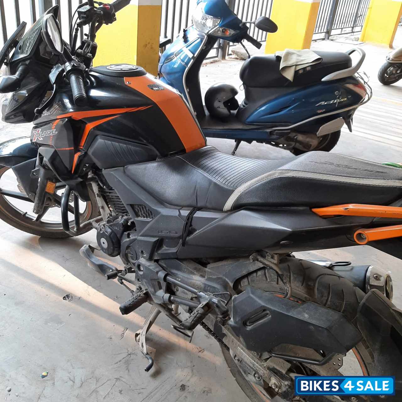 Black & Orange Honda XBlade BS6 Black & Orange Honda XBlade BS6