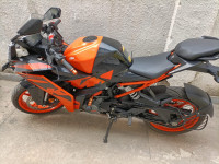 Ebony Black KTM RC 200 2022