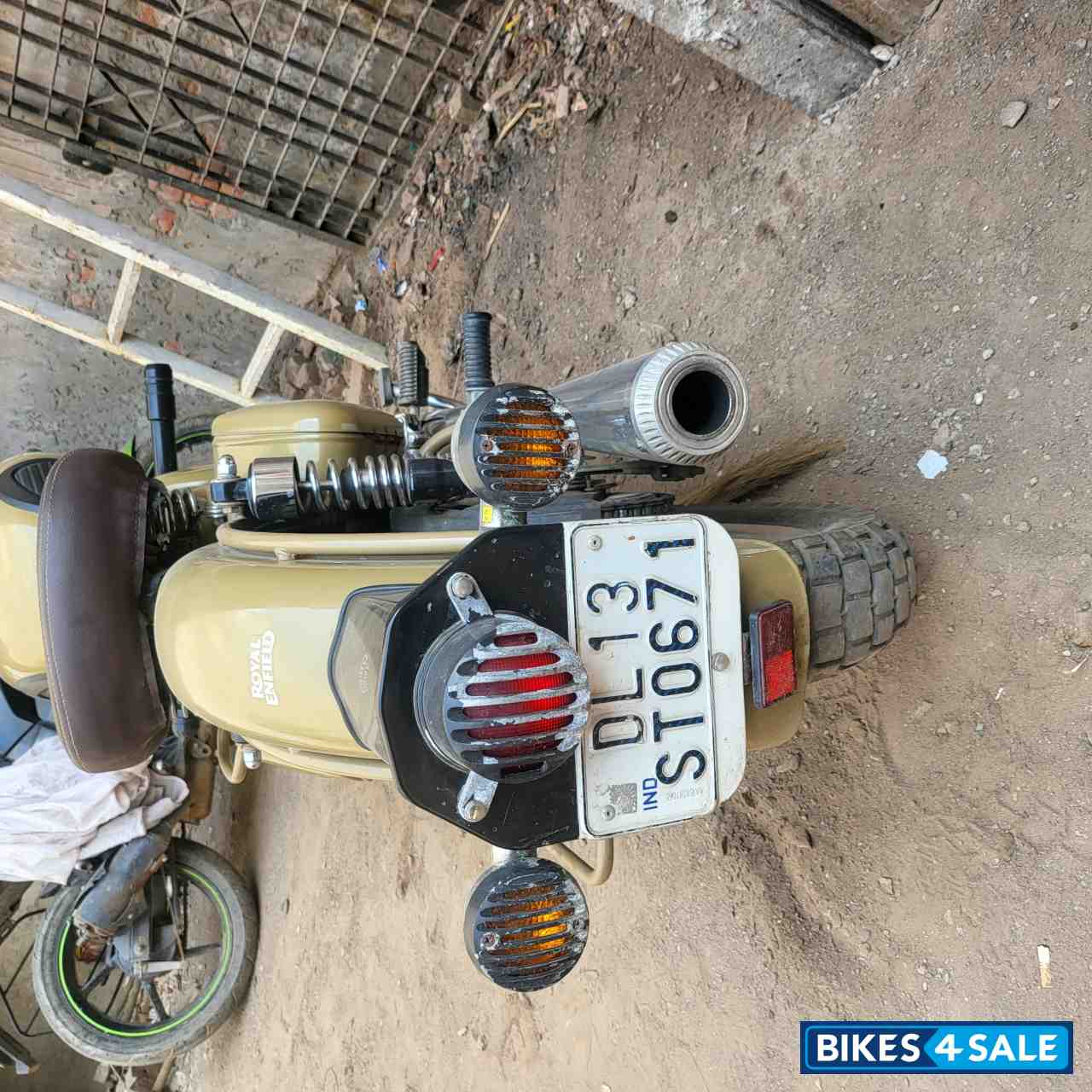 Royal Enfield Classic 500