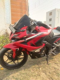 Bajaj Pulsar RS 200