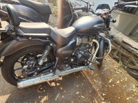 Mat Black Royal Enfield Meteor 350 Stellar