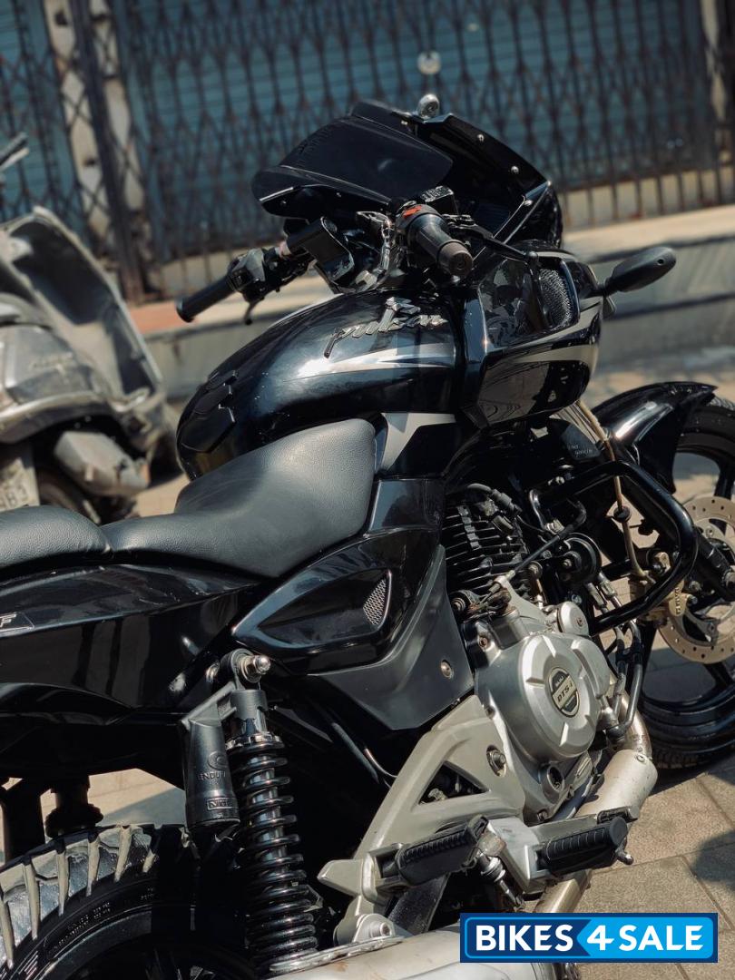 Bajaj Pulsar Bajaj Pulsar