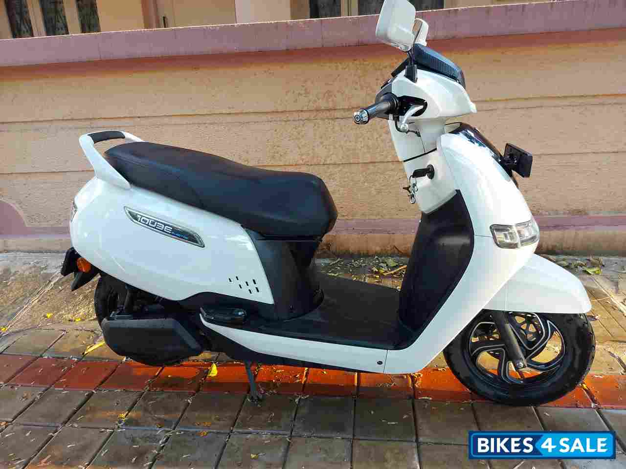 White TVS iQube Electric