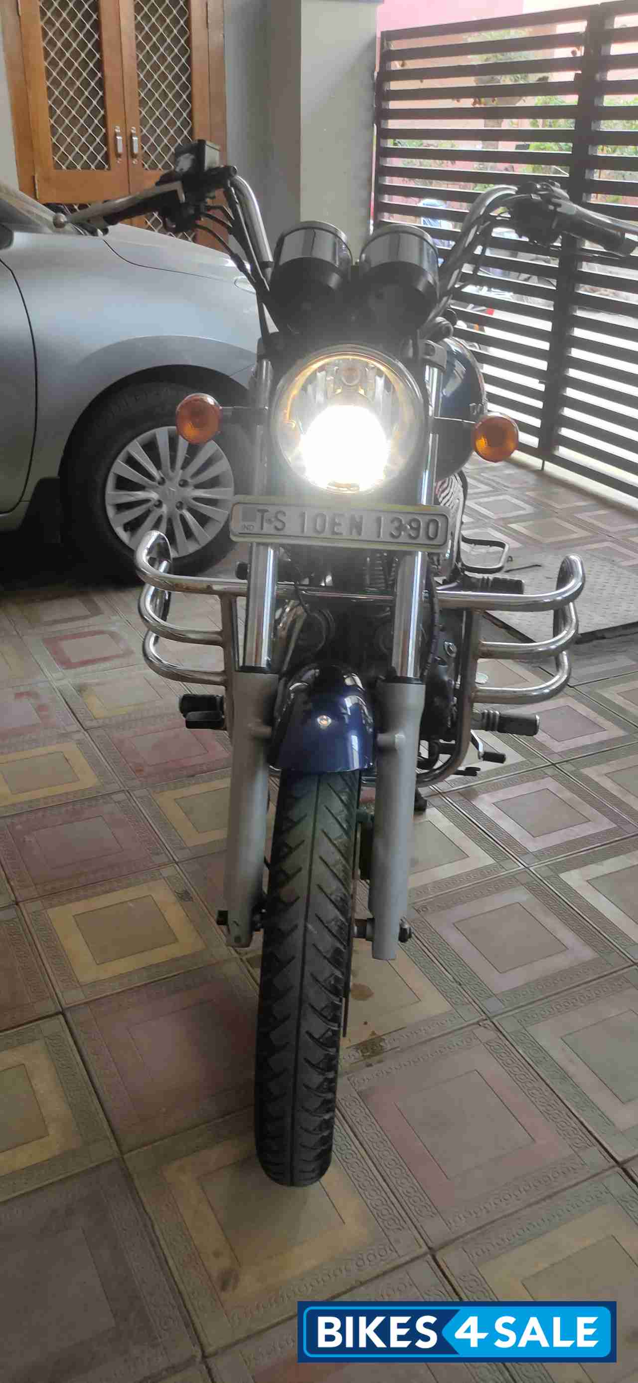 Marine Royal Enfield Thunderbird 350