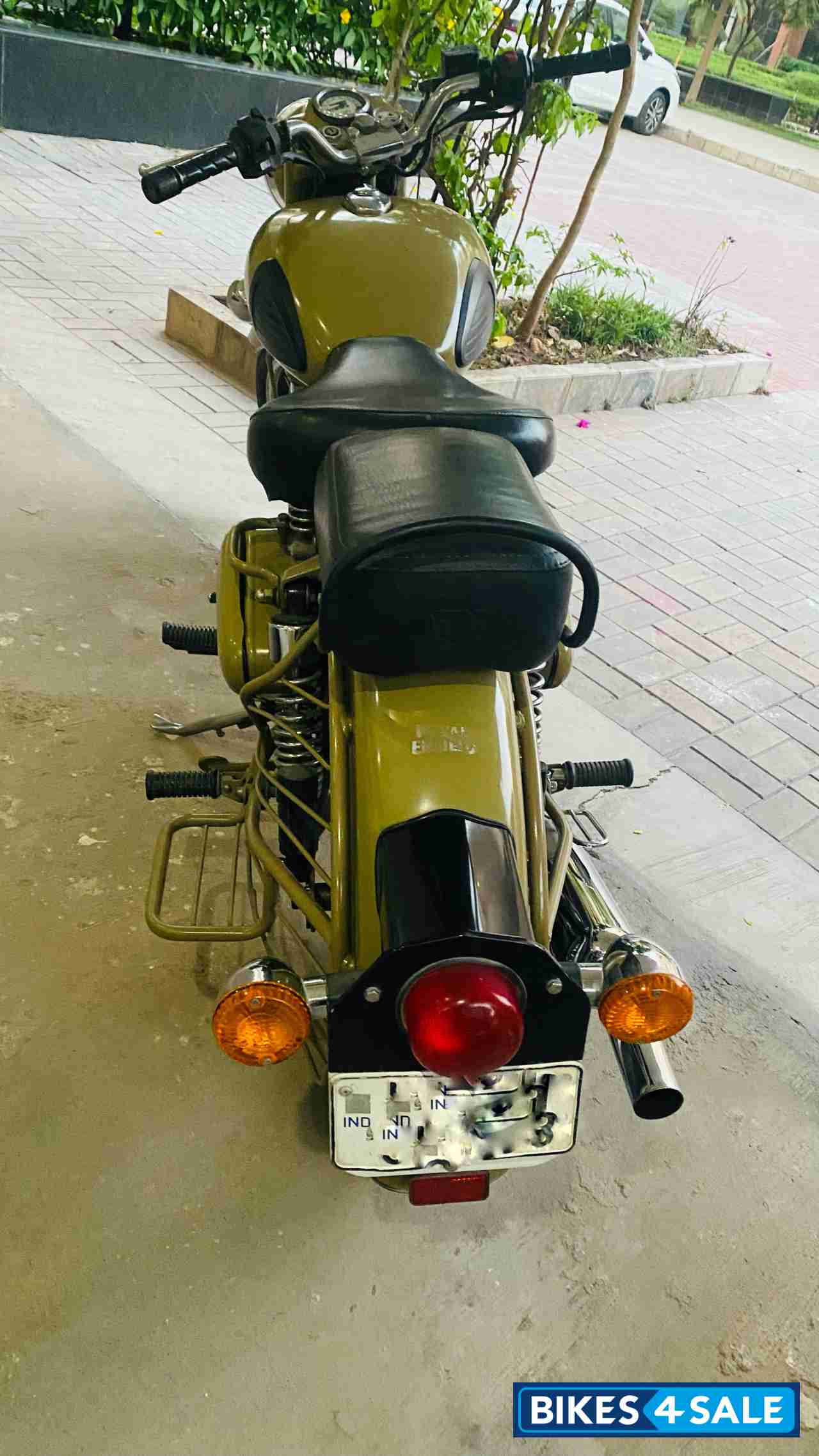 Royal Enfield Classic Desert Storm