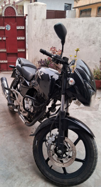 Black Bajaj Pulsar 180 DTSi