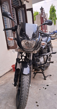 Black Bajaj Pulsar 180 DTSi