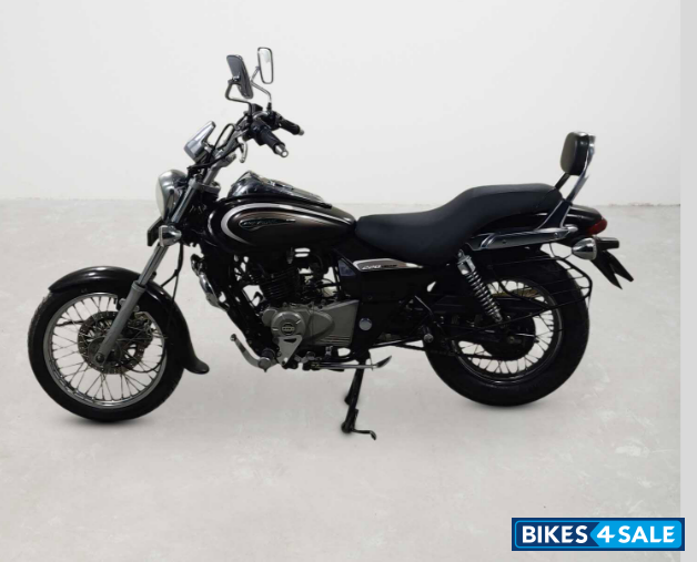 Bajaj Avenger Cruise 220