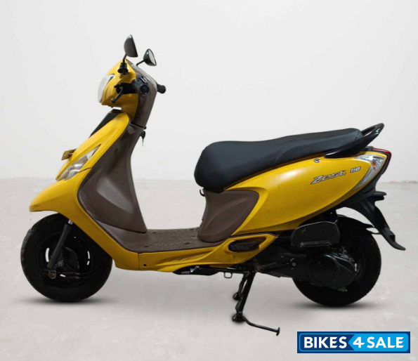 TVS Scooty Zest 110 BS6