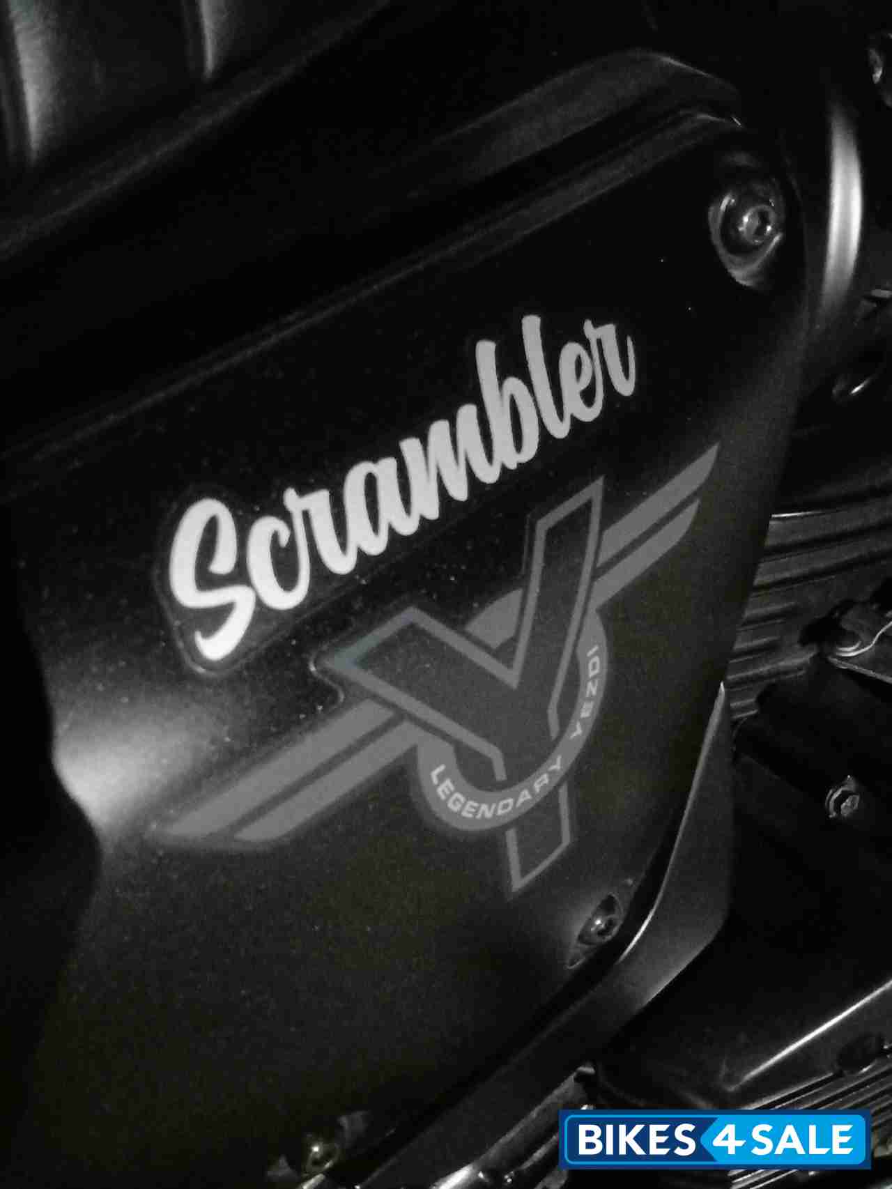 Midnight Blue Yezdi Scrambler Dual Tone