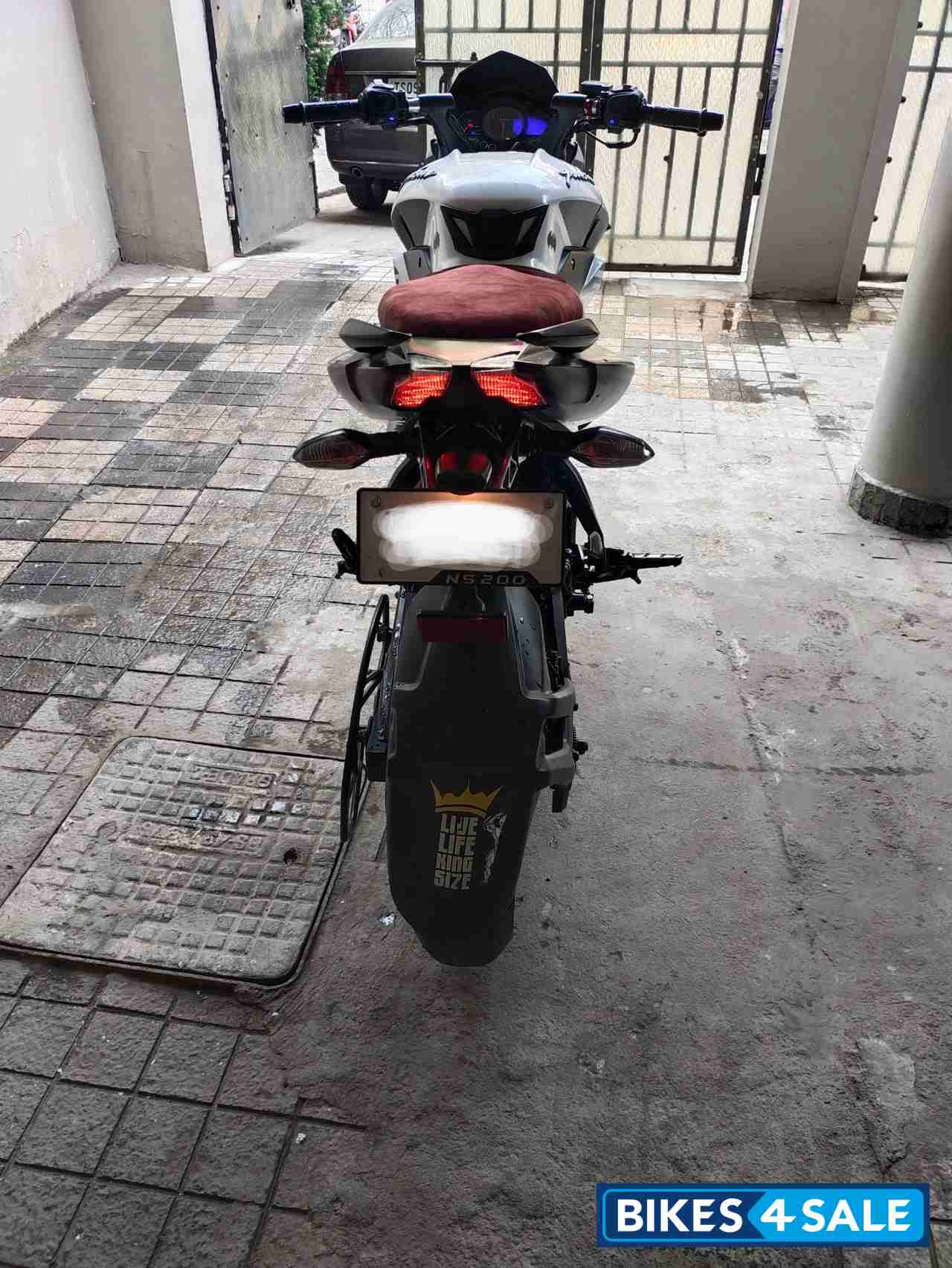 Bajaj Pulsar NS200
