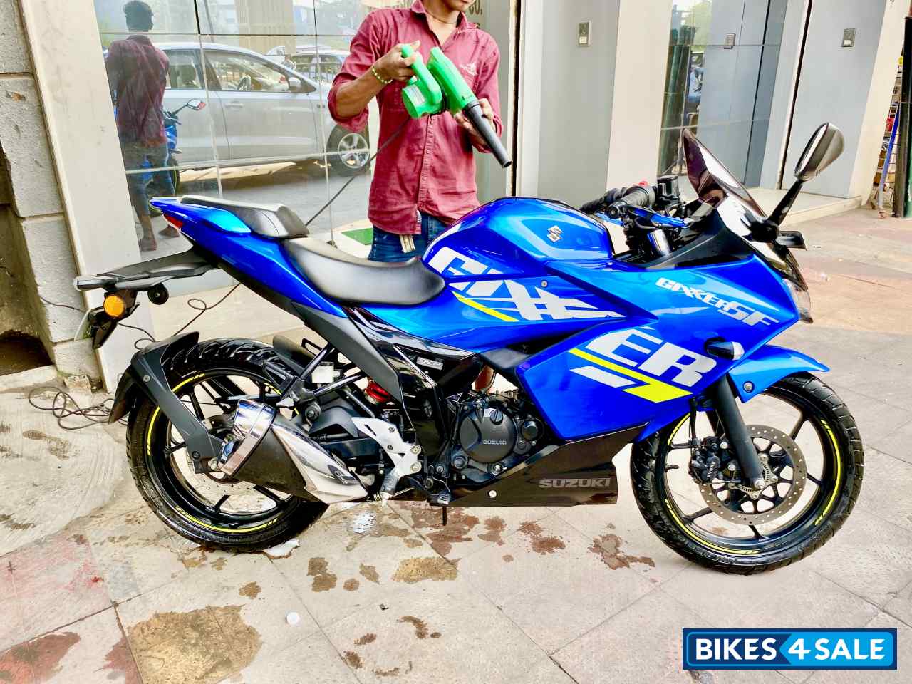 Suzuki Gixxer SF