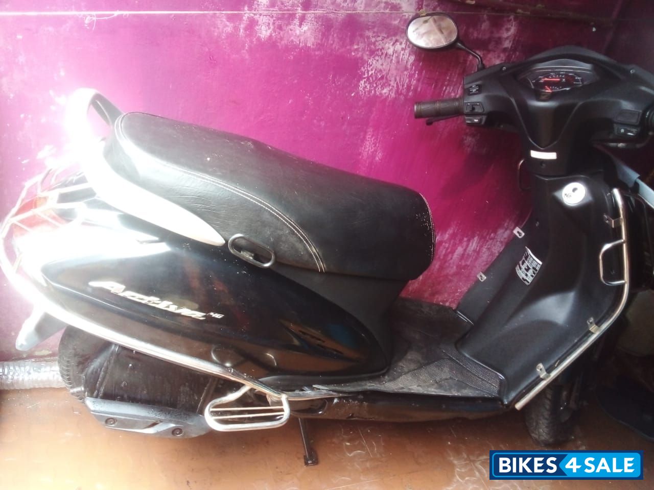 Black Honda Activa 4G