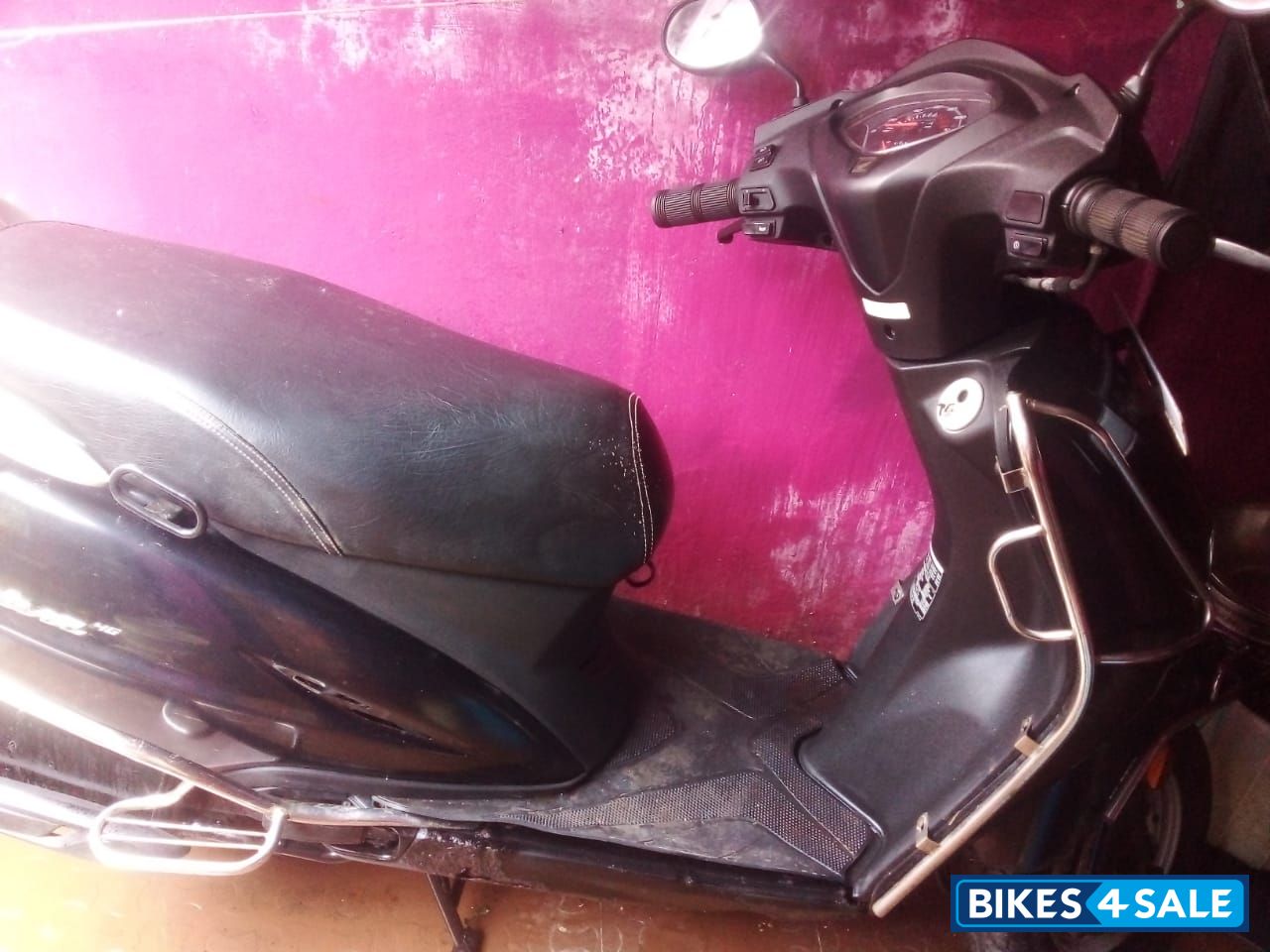 Black Honda Activa 4G