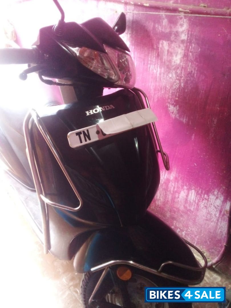 Black Honda Activa 4G