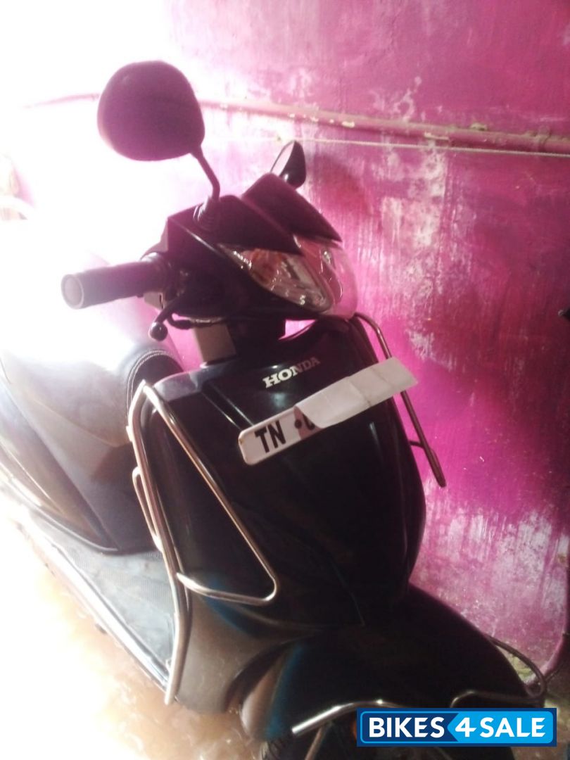 Black Honda Activa 4G