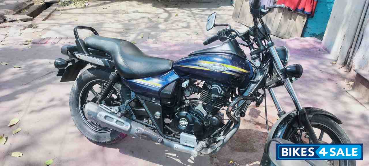 Bajaj Avenger Street 150