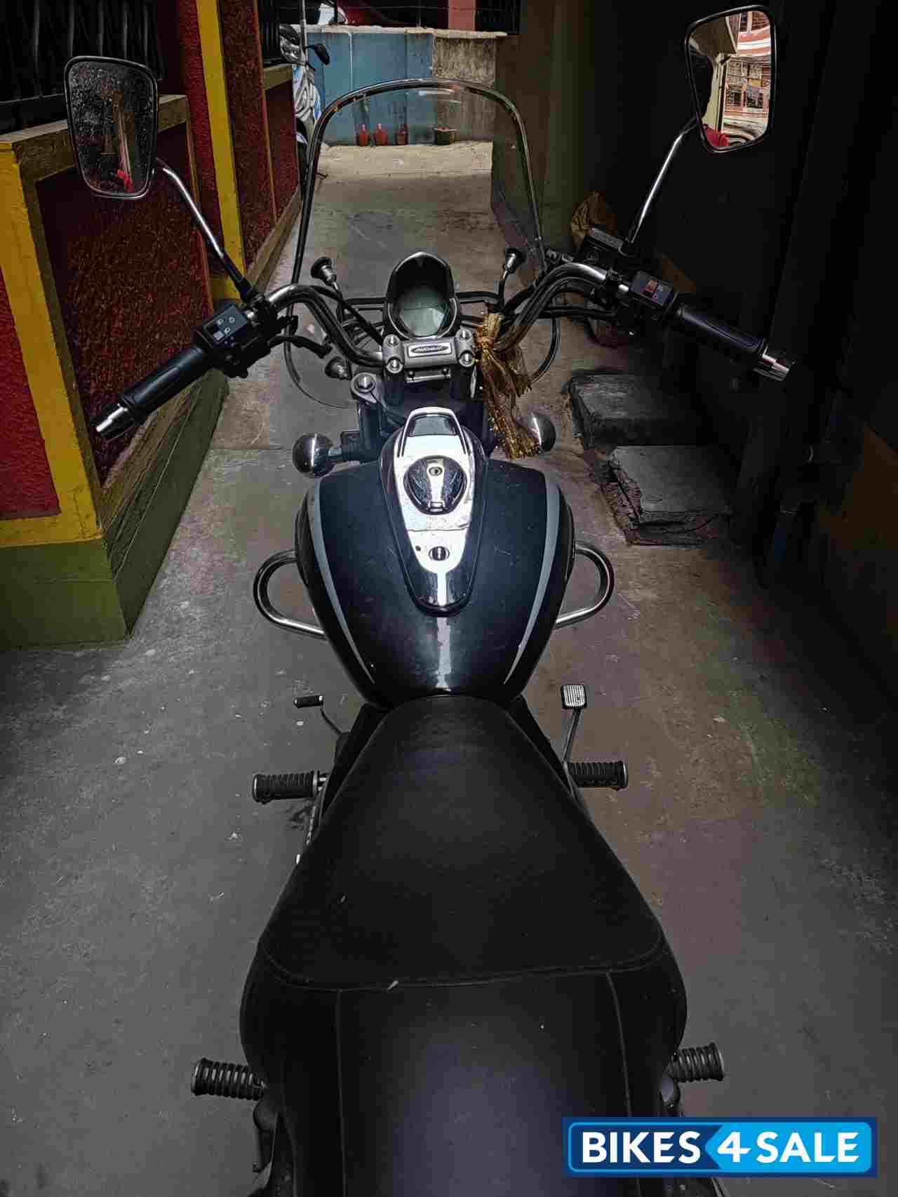 Bajaj Avenger Cruise 220 BS6