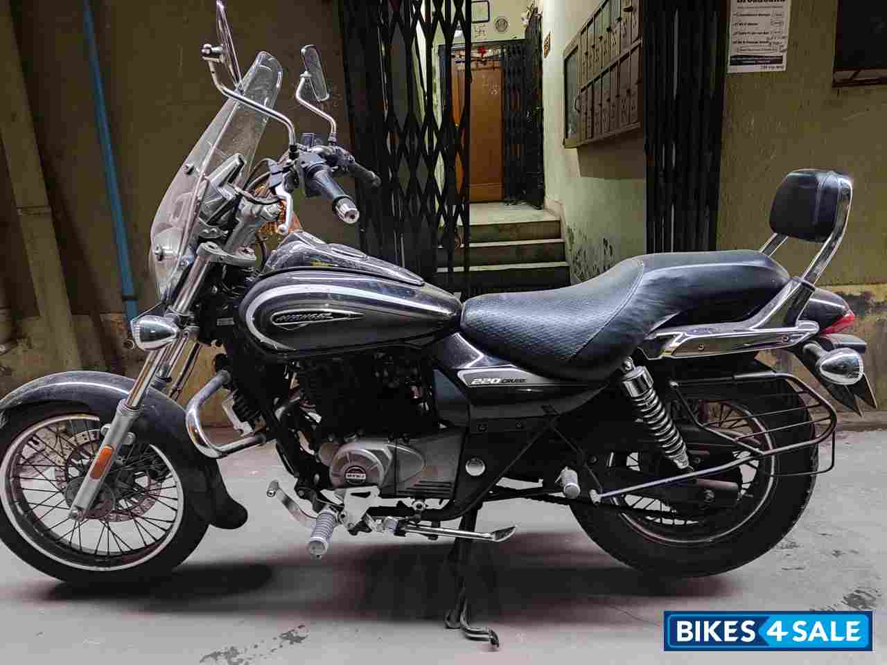 Bajaj Avenger Cruise 220 BS6
