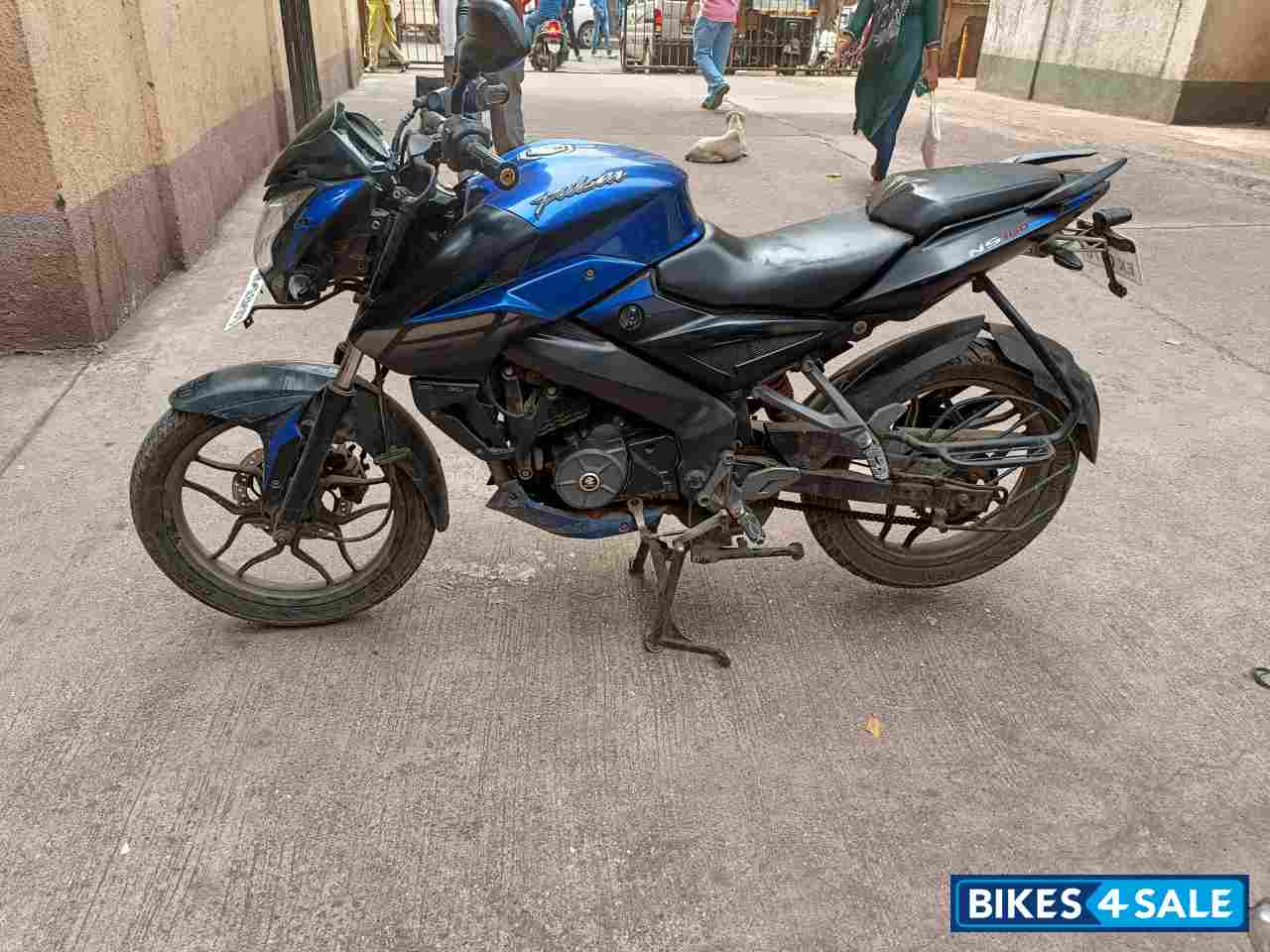 Black Blue Bajaj Pulsar NS 160