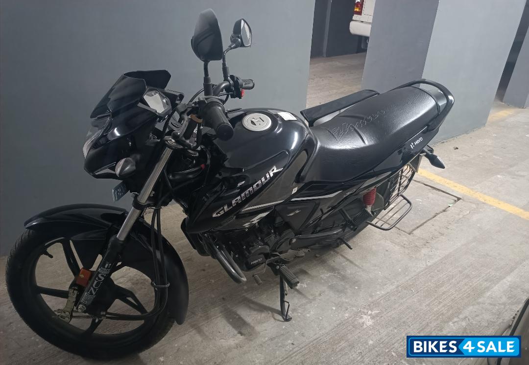 Black Hero Glamour Xtec