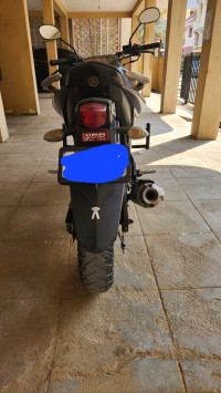 Black Yamaha FZ FI V2