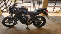 Black Yamaha FZ FI V2