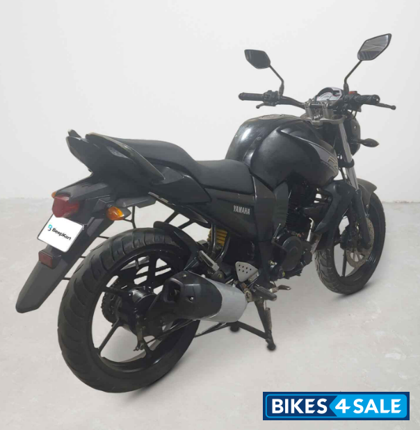 Yamaha FZ16