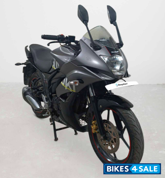 Suzuki Gixxer SF