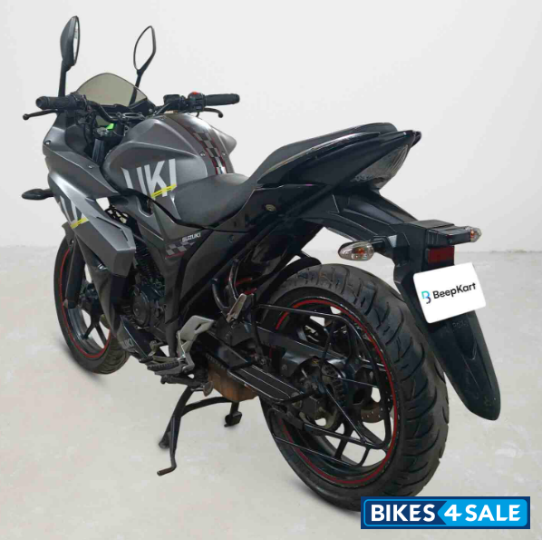 Suzuki Gixxer SF Suzuki Gixxer SF