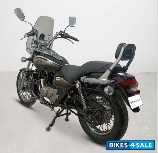 Bajaj Avenger Cruise 220