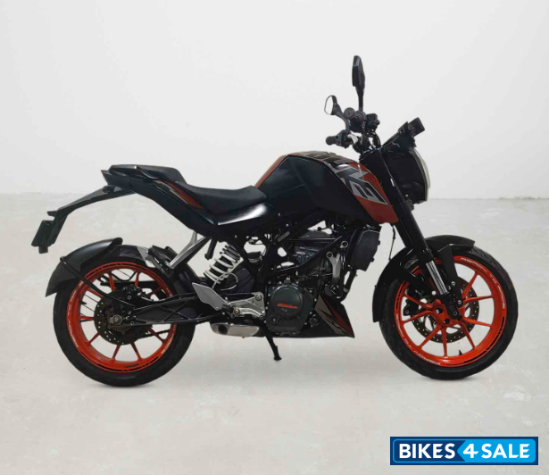 KTM Duke 125