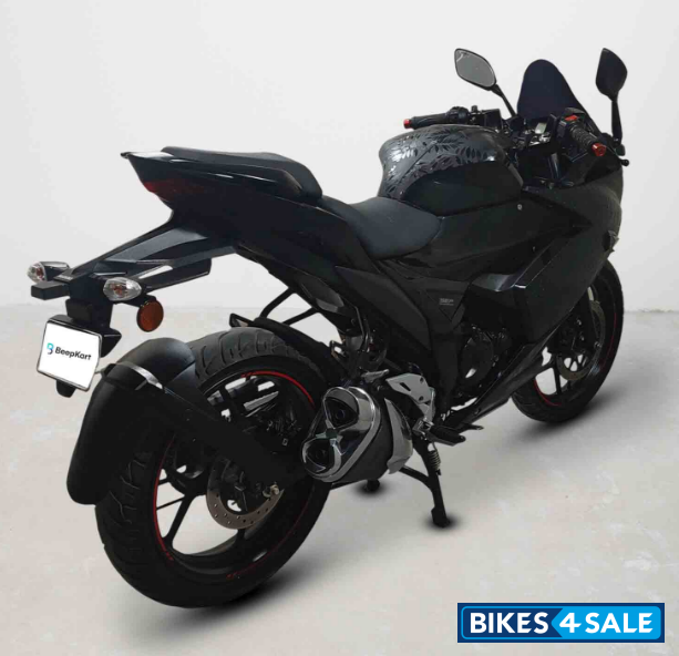 Suzuki Gixxer SF