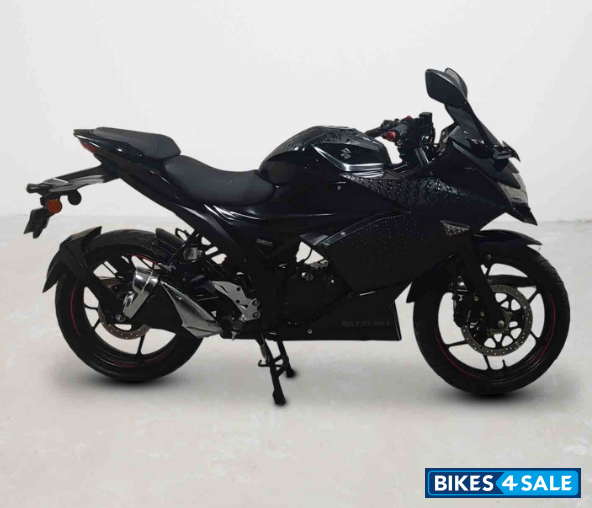 Suzuki Gixxer SF
