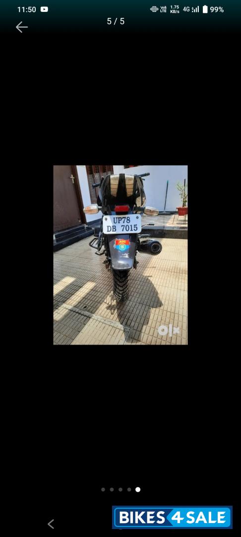 Black Bajaj Pulsar 150